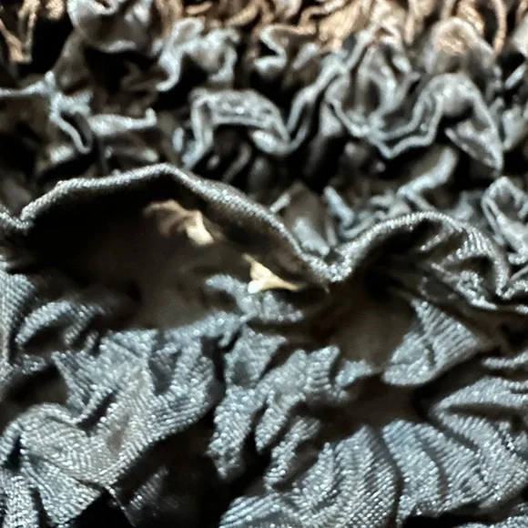 Vintage Y2K Black Cropped Silk Feel Stretchy Ruffled Short Sleeve Popcorn Shirt - Picture 14 of 14